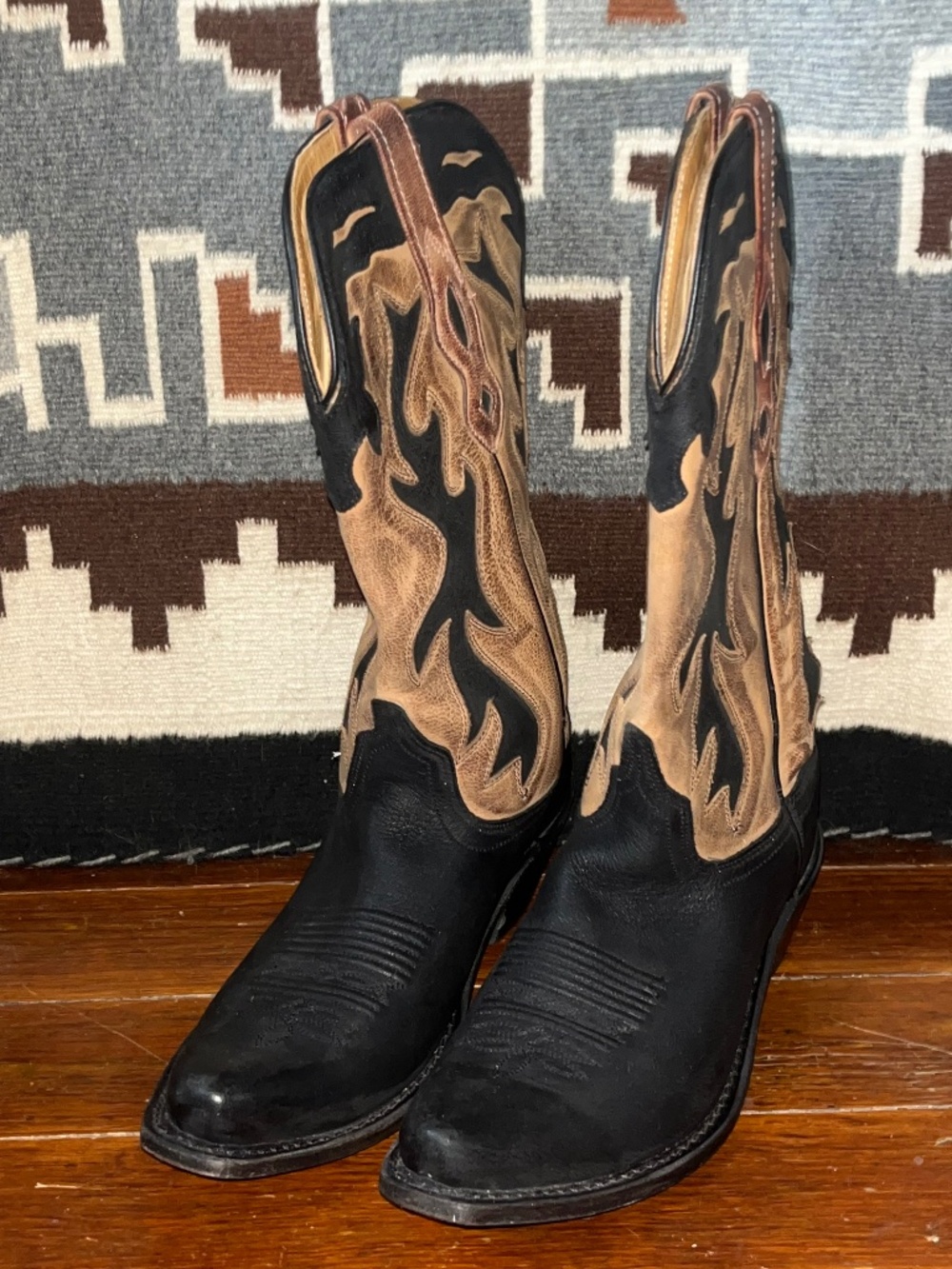 Share Old West Black Brown Snip Toe Cowboy Boot Size 7B Women's